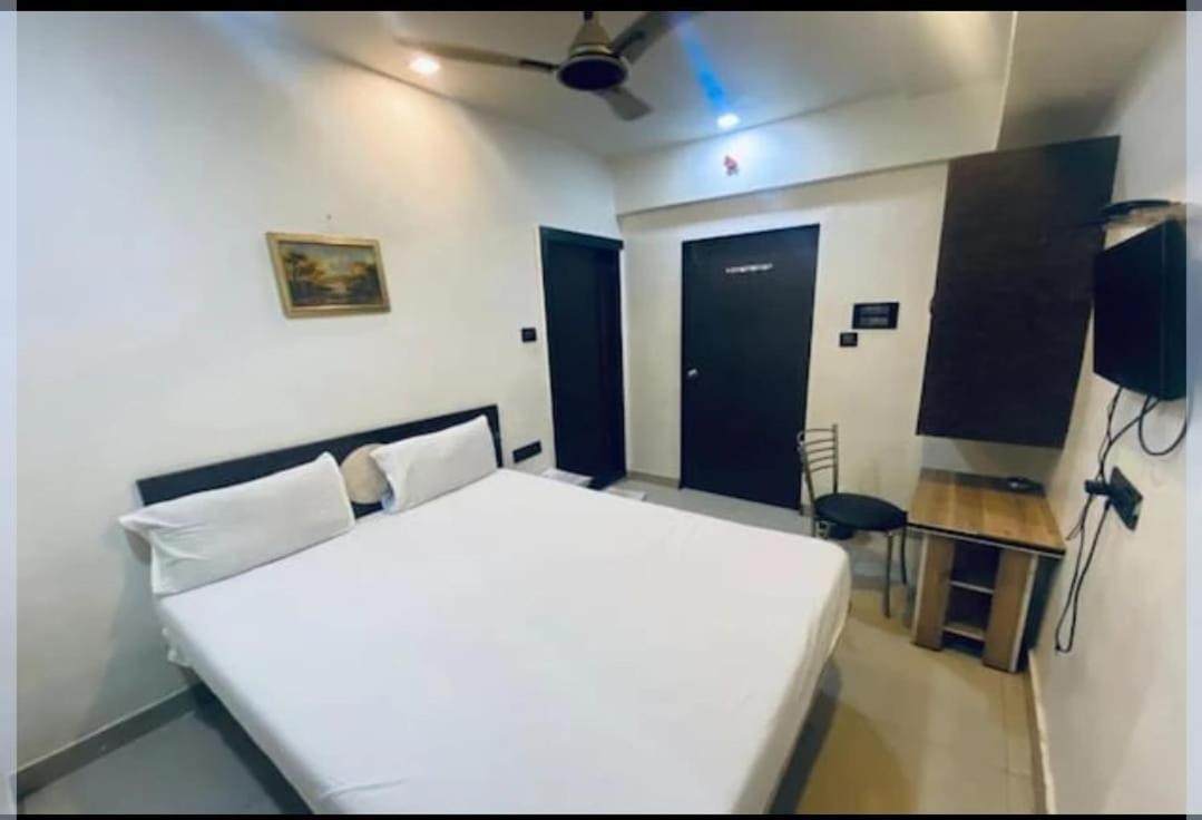 Shubham Residency Mahape 호텔 나비뭄바이 외부 사진